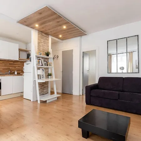 Eiffel Tower & Champ De Mars - Cityapartmentstay Lejlighed *